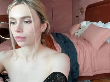 See _hidden_gem_ online Now @ gooch.cam