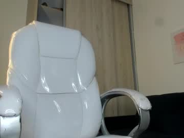 See Adaam_collins_ online Now @ gooch.cam
