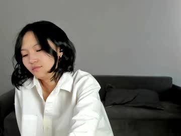 See Ailey_chao online Now @ gooch.cam