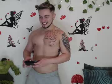 See Angel_curl online Now @ gooch.cam