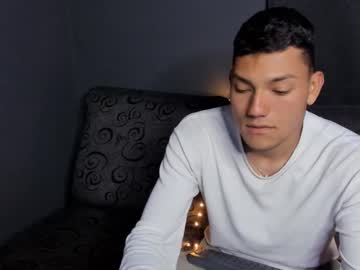 See Harrydavidsonx online Now @ gooch.cam