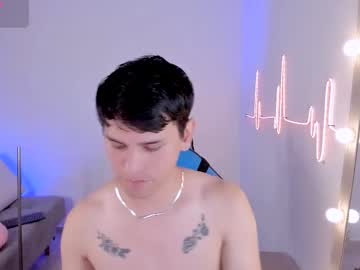 See Joe_jhonson online Now @ gooch.cam