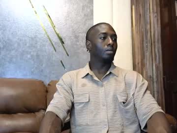 See Lil_dollar online Now @ gooch.cam