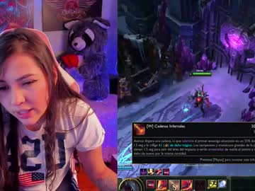 See Madeleine_shinobi online Now @ gooch.cam
