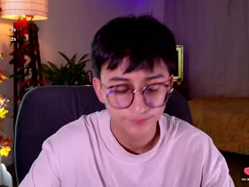 See Mr_evan1 online Now @ gooch.cam