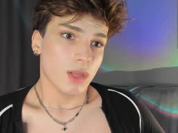 See Mystic_evan online Now @ gooch.cam