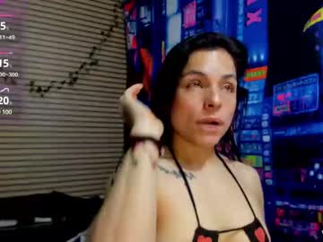 See Rosse_25 online Now @ gooch.cam