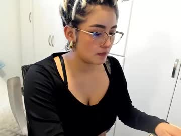 See Thatgirl2003 online Now @ gooch.cam