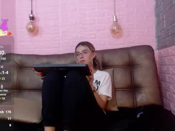 See Valentina_red18 online Now @ gooch.cam