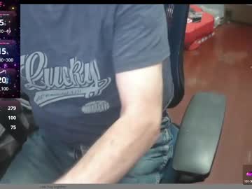 See Woodworker6473 online Now @ gooch.cam