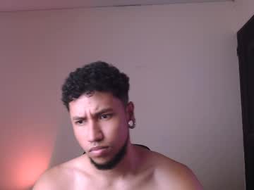 See Yerfon_s1 online Now @ gooch.cam